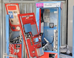 Catania, tre giovanissimi arrestati per le esplosioni delle colonnine di Sostare