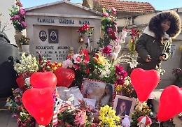 E' stato San Valentino anche per la povera Sofia Tedesco