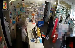 Catania: rapine in serie a una farmacia, arrestato l'autore
