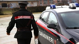 Minacce e aggressioni alle madri per comprare la droga: arrestati