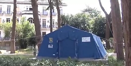 Palermo, all'Ingrassia obitorio allestito in una tensostruttura