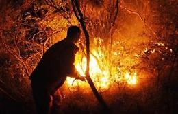 Incendi: militari dell'Esercito bloccano un piromane nell'Agrigentino