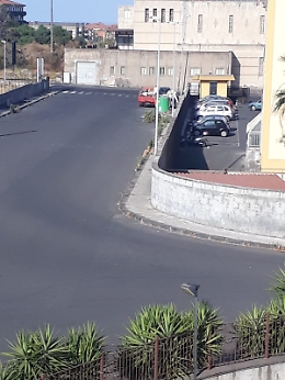 Catania, Via Pacinotti: scarico incontrollato di rifiuti ingombranti da parte di privati