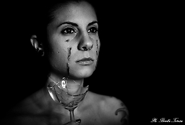 Violenza sulle donne: nuovo lavoro per Teresa Letizia Bontà con la modella Jennifer Armani