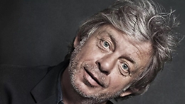 Il re del monologo (da ridere) Paolo Rossi ai Candelai