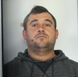 Raid punitivo al campo rom di via Crocifisso: cinque arresti