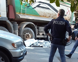 Palermo, in bicicletta travolto da un camion: muore un ragazzo della Costa d'Avorio