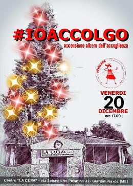 Giardini Naxos: accensione dell'albero dell'accoglienza