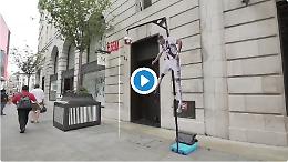 Il colpo di testa di CR7 e la sfida a Ronaldo che furoreggia a Londra e sui social