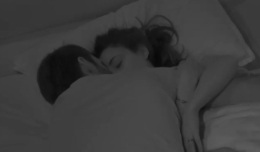 GfVip, il bacio nella notte tra Rosalinda e Andrea