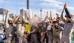 Luna Rossa e quel cuore pulsante siciliano: è festa nei circoli velici