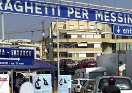 Calabria, proteste contro la Legge di Stabilità Bloccati gli imbarchi ai traghetti per la Sicilia