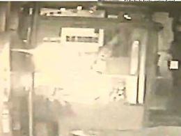 Aci Trezza, spaccata nella notte di Capodanno: colpo da 100 mila euro