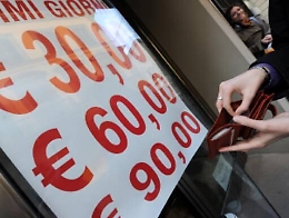 E' l'ora per "quattro saldi" in centro, a Catania gli sconti dal 2 gennaio...