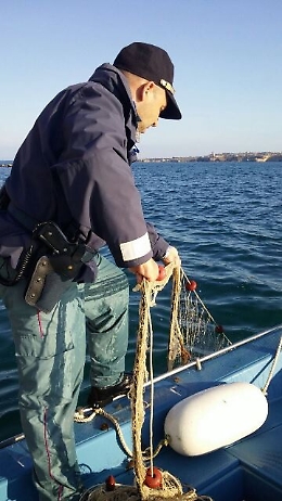 Stop in tre aree a pesca a strascico, protestano le marinerie agrigentine