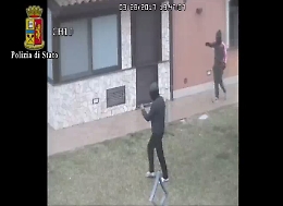 Catania, depredavano le ville di periferia, arrestata banda di ladri