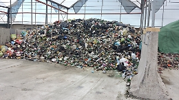 Sequestrata azienda leader nel riciclo vetro e rifiuti a Marsala