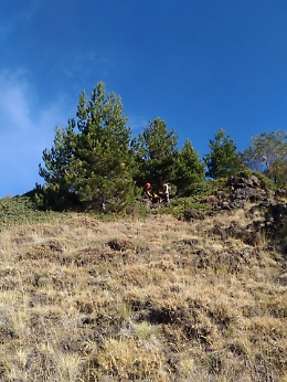 Soccorso un escursionista caduto su un sentiero dell'Etna