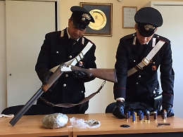 Armi e droga, arrestato rampollo della famiglia mafiosa di Mazzarino