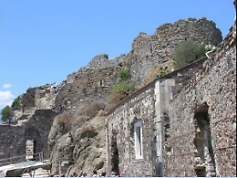 Ma che bel castello: i 400 manieri di Sicilia che incantano i turisti