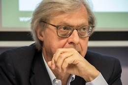 Sgarbi sfida i grillini: «Ars metta subito all'ordine del giorno mozione di censura del M5s»