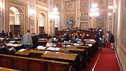 Manovra "fantasma", ancora un rinvio per la Finanziaria: si cerca di far quadrare i conti