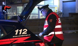 Favara, scende dall'auto e accoltella un uomo a caso