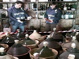 Vino "adulterato" con zucchero serbo: casi anche in Sicilia