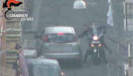 Blitz antidroga nelle piazze dello spaccio a San Cristoforo: 27 arresti a Catania