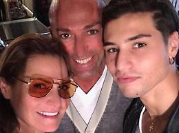 Niccolò Bettarini ferito con 11 coltellate.  Simona Ventura: «Mio figlio vivo per miracolo»