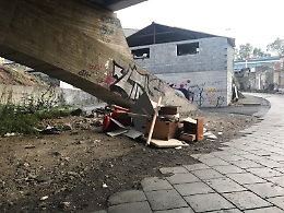 Catania, Ognina: è anarchia!