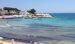 Migranti approdano nel Siracusano su barca a vela partita dalla Turchia