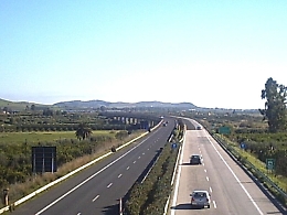 Catania-Palermo, è alba di sangue: scontro tra auto, 2 morti e tre feriti