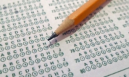 Test Medicina, studenti trasferiti in altro padiglione e a Catania scoppia il caos