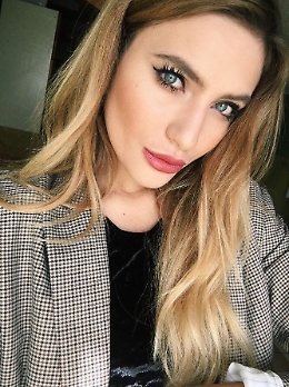 Erika, la bella segretaria tifosissima del Catania che punta al titolo di Miss Italia