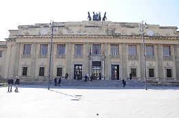 Motociclista mor&igrave; a causa di buca,  Comune Messina risarcir&agrave; 1,6 mln