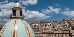 Chiese e cimiteri da restaurare nel Catanese: 400mila euro contro incuria e degrado