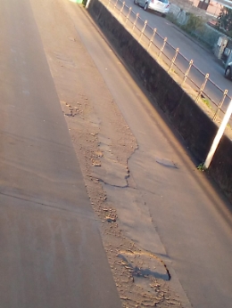 Catania, Via Domenico Morelli: asfalto da ripristinare e dossi per la regolazione del traffico veicolare