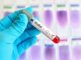 Test alcolemico in ospedale senza avvocato: assolta da accusa di guida in stato di ebbrezza