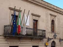 Falso: confermata condanna ex segretario del comune di Erice