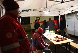 Emergenza freddo, primi arrivi senzatetto in tensostruttura a Catania