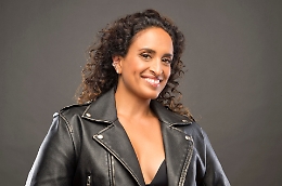 Noa in anteprima europea a Palermo con il suo nuovo lavoro ispirato a Bach