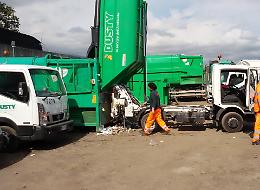 Raccolta rifiuti a Catania: proroga per la Dusty, a rischio l'appalto settennale