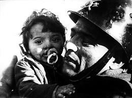 Se le foto del nostro archivio diventano Storia: ecco «L'Isola che non s'arrende (1968-1969)»