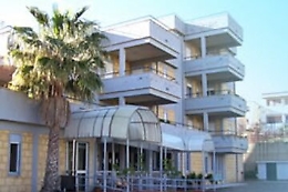 "Riaprire subito Villa Betania"