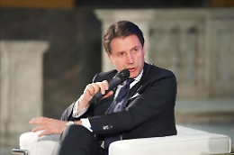 Governo,  passi avanti tra Pd e M5S e Grillo stoppa Di Maio: «Occasione unica»