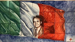 Un pannello raffigurante Piersanti Mattarella per il Liceo Odierna di Palma