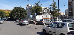 Catania, un parcheggio nell'ex ospedale Ferrarotto per evitare saccheggio materiali