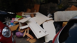 Catania, Via Fiorentino: "Guardate cosa si sono permessi di fare durante la notte!"