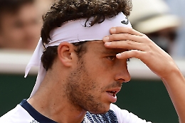 Roland Garros, che delusione per Marco Cecchinato: fuori al primo turno dopo la storica semifinale dell'anno scorso